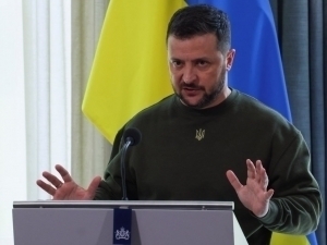 Zelenskiy Ukrainani qayta tiklash uchun qancha mablag‘ kerakligini aytdi