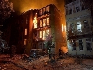 Rossiya Odessaga hujum qildi