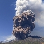 Etna vulqoni yana otildi (video)