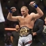  UFC chempioni avtohalokatga uchradi