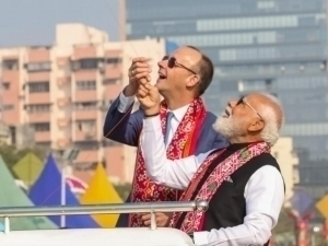 Мерц ва Моди Ҳиндистонда варрак учирди 