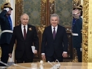 Путин ҳам Мирзиёевни қутлади