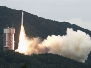 Yaponiyada xususiy kompaniya tomonidan uchirilgan raketa portlab ketdi
