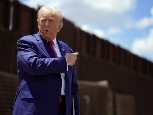 Eron Xomanaiy o‘limiga javob yo‘llamasligi kerak – Tramp