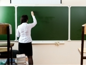 In Jizzakh, a teacher who hit his student faced consequences