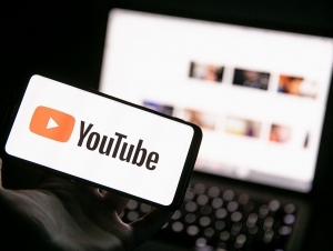 Россияда YouTube’ни мустақил равишда тезлаштириш тақиқланди