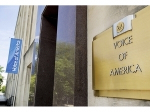 “Америка овози”нинг 600 дан ортиқ ходими ишдан бўшатилди