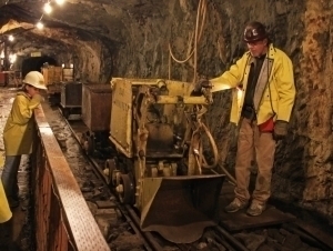 Global oltin inqirozi boshlanmoqda. Yer ostida 38 foiz zaxira qoldi – WGC