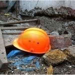 Uzbek worker dies after falling from sixth floor in Russia