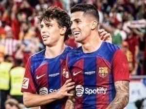 “Barselona” ikki portugaliyalik futbolchini o‘z safida olib qolmoqchi