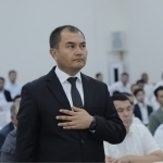 Sharof Rashidov tumaniga yangi hokim tayinlandi. Eskisi pora bilan ushlangandi