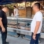 Teahouse head punished for making “shashlik” from sparrow meat