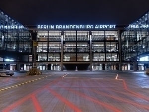 Германияда дрон сабаб рейслар қолдирилди