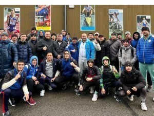 Uzbek boxers currently training in France (video)