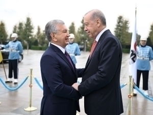 Şavkat Mirziyoyev Erdöğan bilan uçraşdi