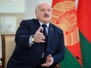 Украина сценарийси Арманистонда такрорланиши мумкин – Лукашенко