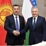 Жапаров Мирзиёевни табриклади