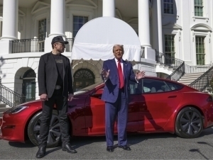 Трамп Tesla’дан қутулмоқчи