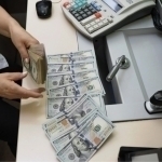 Dollar kursi yana pasaydi