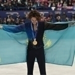 Kazakhstan wins first Winter Olympic gold since 1994 (video)