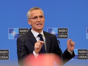 Stoltenberg NATO davlatlarini Kiyevga shoshilinch yordam jo‘natishga chaqirdi