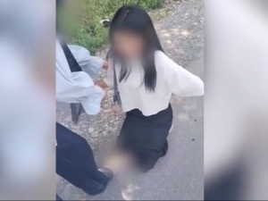 Andijonda 16 yoshli qiz “samosud” qilindi (video)