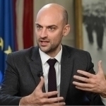 Fransiya ham Rossiya bilan G8'ga qaytishni rad etdi