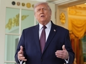 Трамп Эрон билан яна музокаралар бўлишини айтди