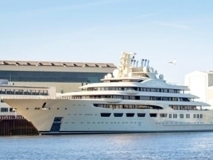 Германияда Алишер Усмоновни “Dilbar”нинг эгаси деб аташ тақиқланди