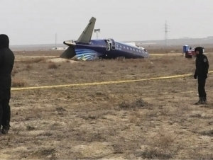 Ақтауда қулаган AZAL самолёти: янги тафсилотлар очиқланди