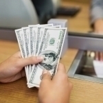 Доллар курси яна кўтарилди
