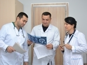 Shifokorlarning farzandlariga kontraktning bir qismini qoplash boshlandi