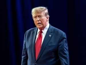 Tramp Eronga uyushtirilgan hujumni Floridadan turib kuzatdi – Oq uy