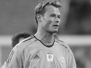 “Арсенал”нинг собиқ дарвозабони даҳшатли ЙТҲда вафот этди