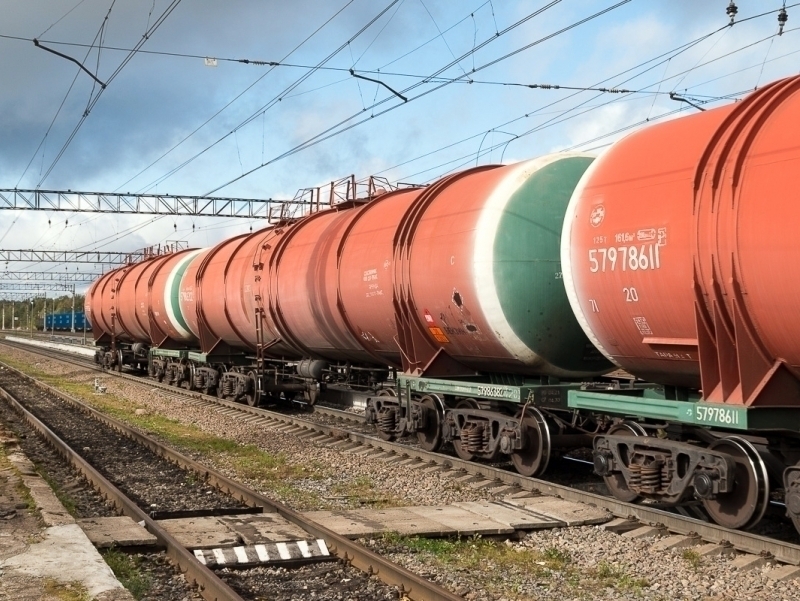 O‘zbekiston Qozog‘iston benzinini xarid qila boshladi