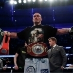 Усик Украина президентлигига номзодини қўймоқчи