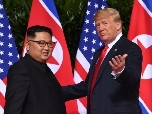 Трамп Ким билан яхши муносабатдалигини айтиб, мақтанди