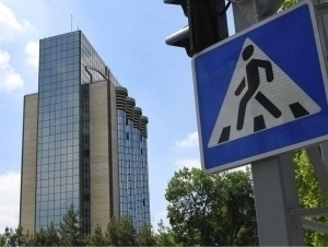 Ўзбекистонда 8 та банк жазоланди