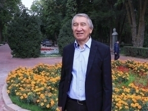 Qirg‘izistonlik faol Tashiyev iste’fosi ortidan uyidan olib ketildi