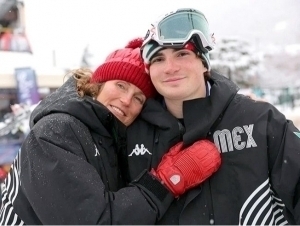 Тарихда биринчи марта она ва бола бир Олимпиадада иштирок этди