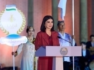 Саида Мирзиёева “Лазги” фестивалининг очилишида иштирок этди