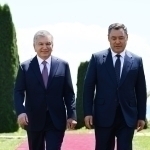 Shavkat Mirziyoyev Cho‘lponotada tantanali kutib olindi (video)