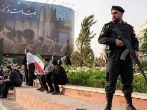 Eronda namoyishchilarni “otib tashlash”ga ruxsat etildi