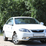 Yangi Lacetti`ning bo‘yog‘i ko‘chib ketdi. “UZAUTOMOTORS” aybni xaridorga to‘nkadi