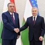 Mirziyoyev Ko‘ksaroyda Rahmon bilan uchrashdi