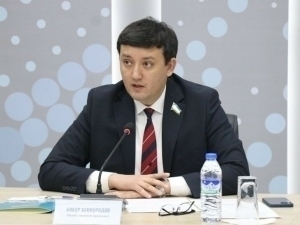 “Марказий Осиё ёшларининг ДНКсида бўйсуниш ҳисси йўқ”. Бекмуродов Михеевга жавоб қайтарди (видео)