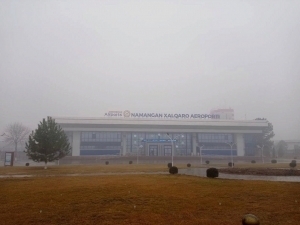 Қалин туман сабаб Ўзбекистондаги баъзи аэропортлар фаолияти чекланди