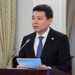 Собиқ адлия вазири 9 йилга қамалди
