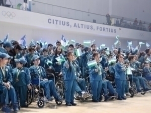 Президент V Параосиё ўйинлари ғолибларини қутлади (фото)