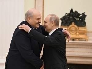 Лукашенко Путинни суиқасд ҳақида огоҳлантирганини айтди